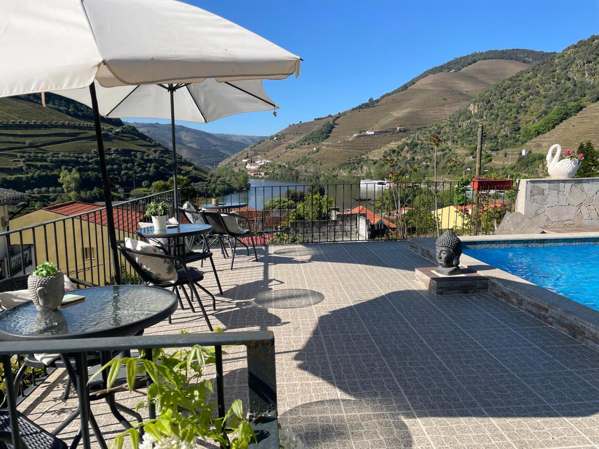 Suite Nunes Pinhao Exterior photo