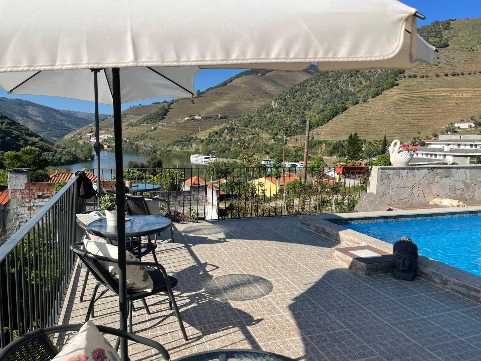 Suite Nunes Pinhao Exterior photo